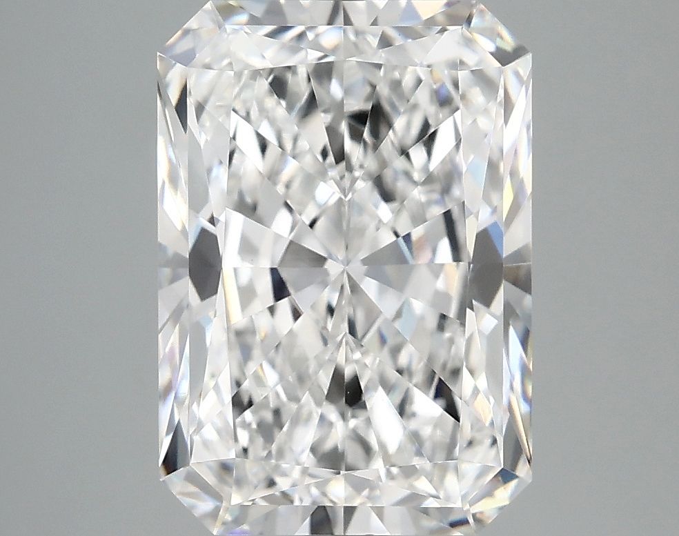 4.17 ct. radiant Lab Grown Diamond front image