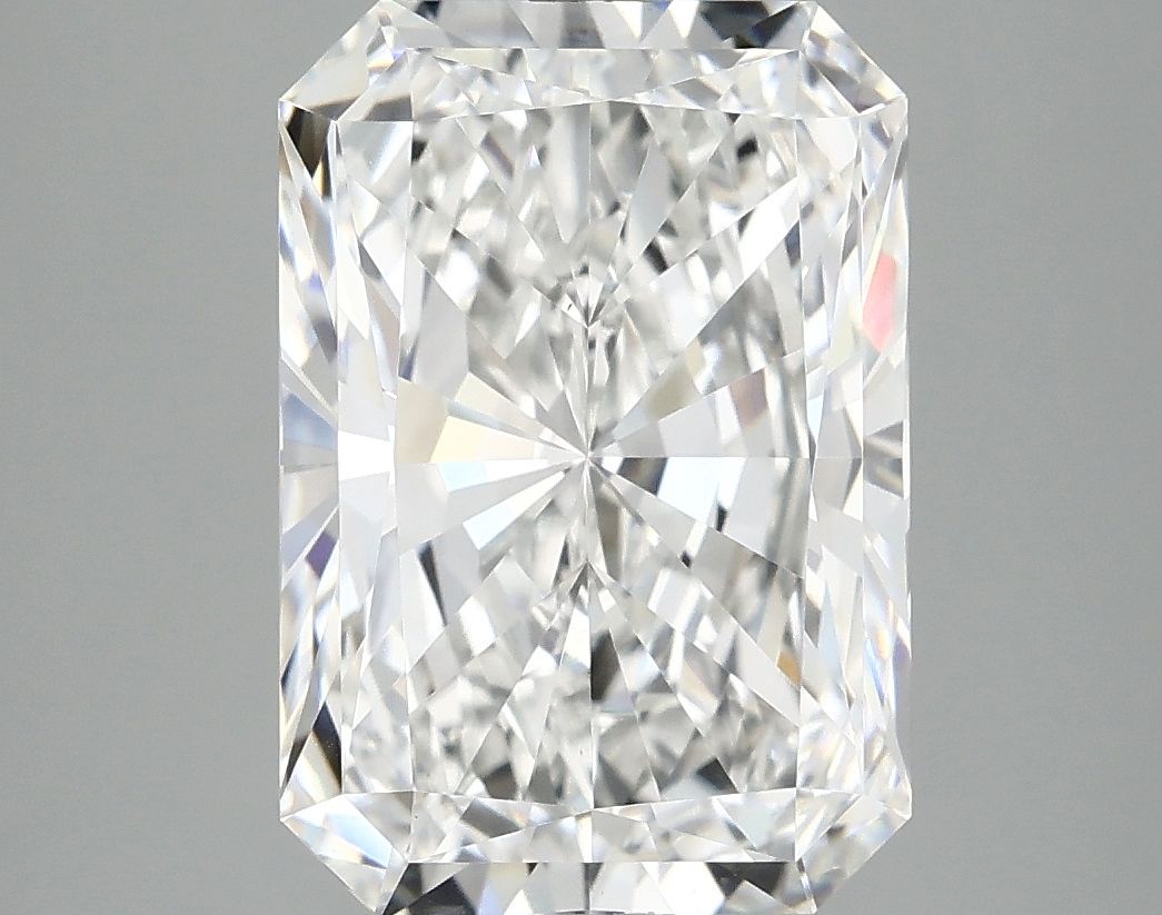 4.80 ct. radiant Lab Grown Diamond front image