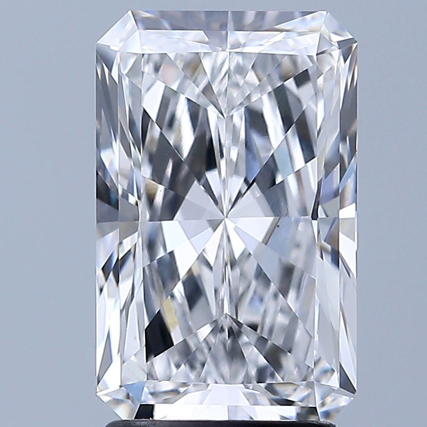 2.50 ct. radiant Lab Grown Diamond front image