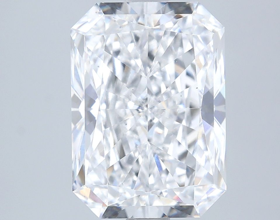 3.53 ct. radiant Lab Grown Diamond front image