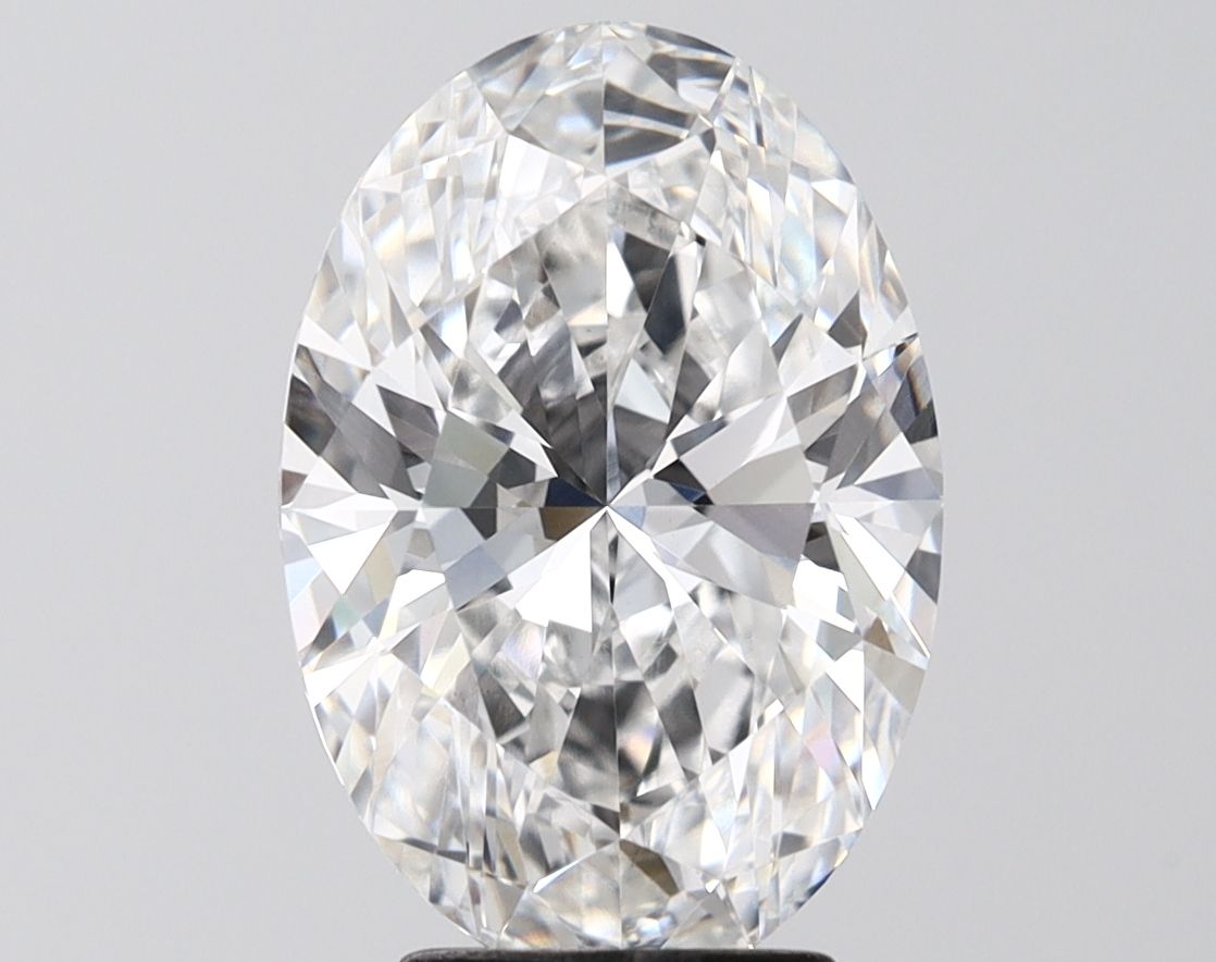 4.06 ct. oval Lab Grown Diamond front image