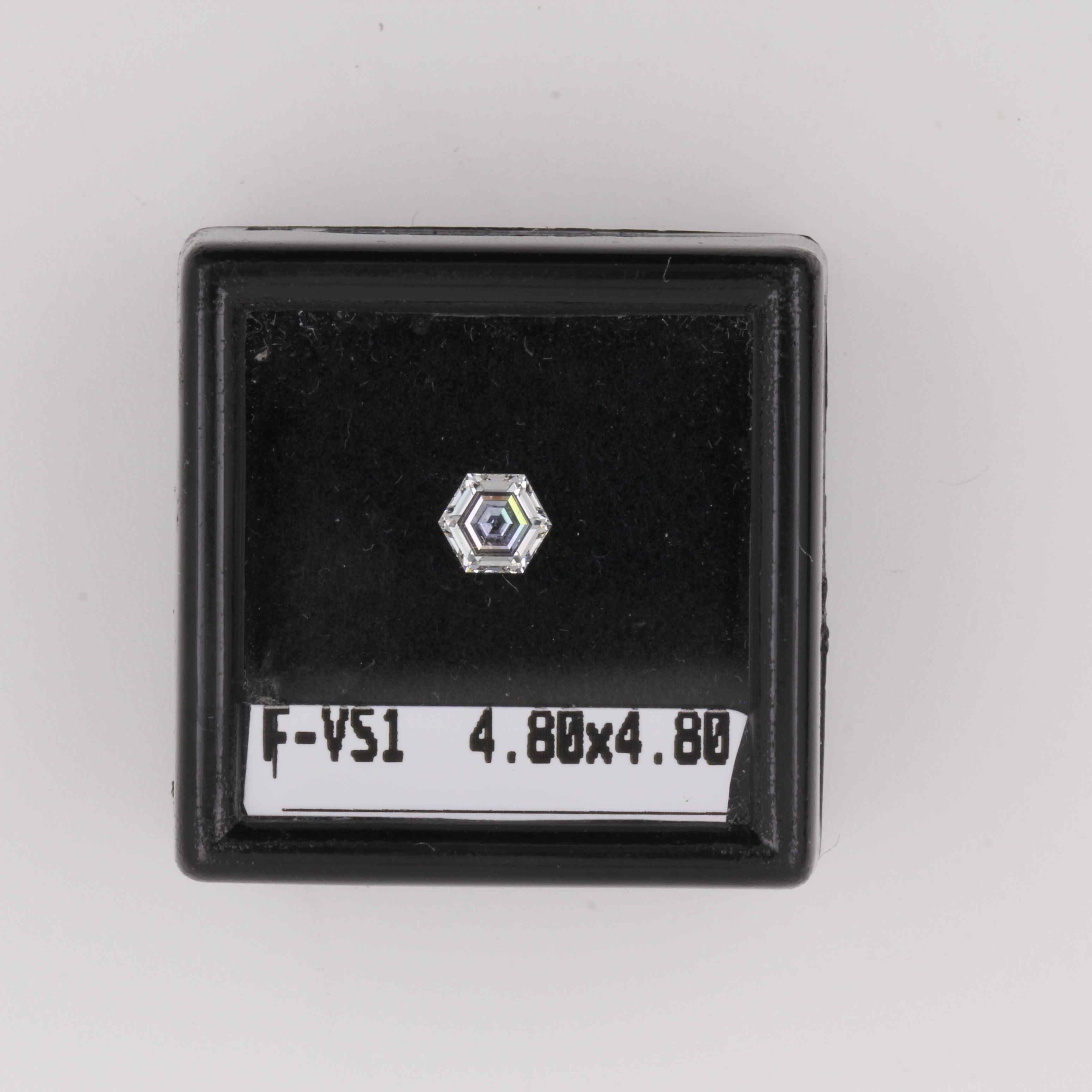 0.35ct Hexagonal F VVS2