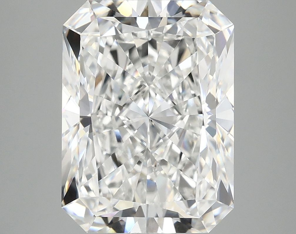 4.99 ct. radiant Lab Grown Diamond front image