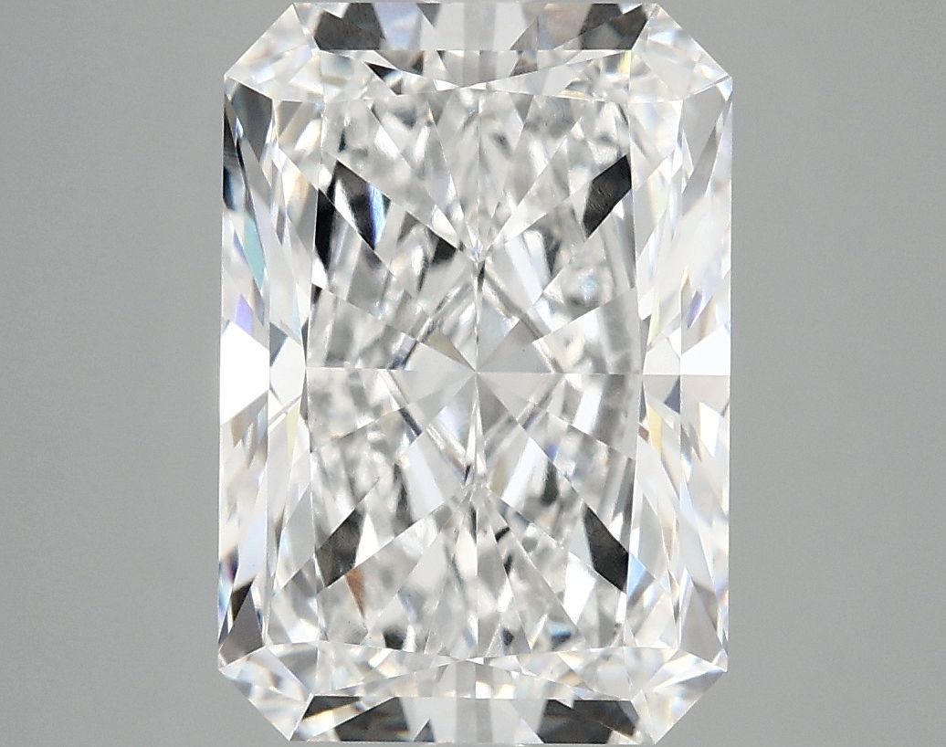 5.05 ct. radiant Lab Grown Diamond front image