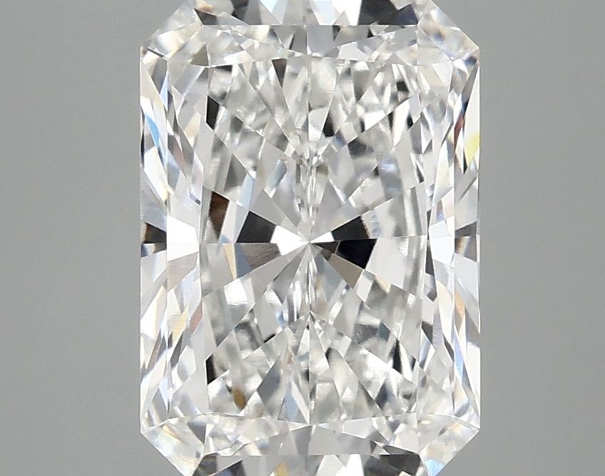 2.99 ct. radiant Lab Grown Diamond front image