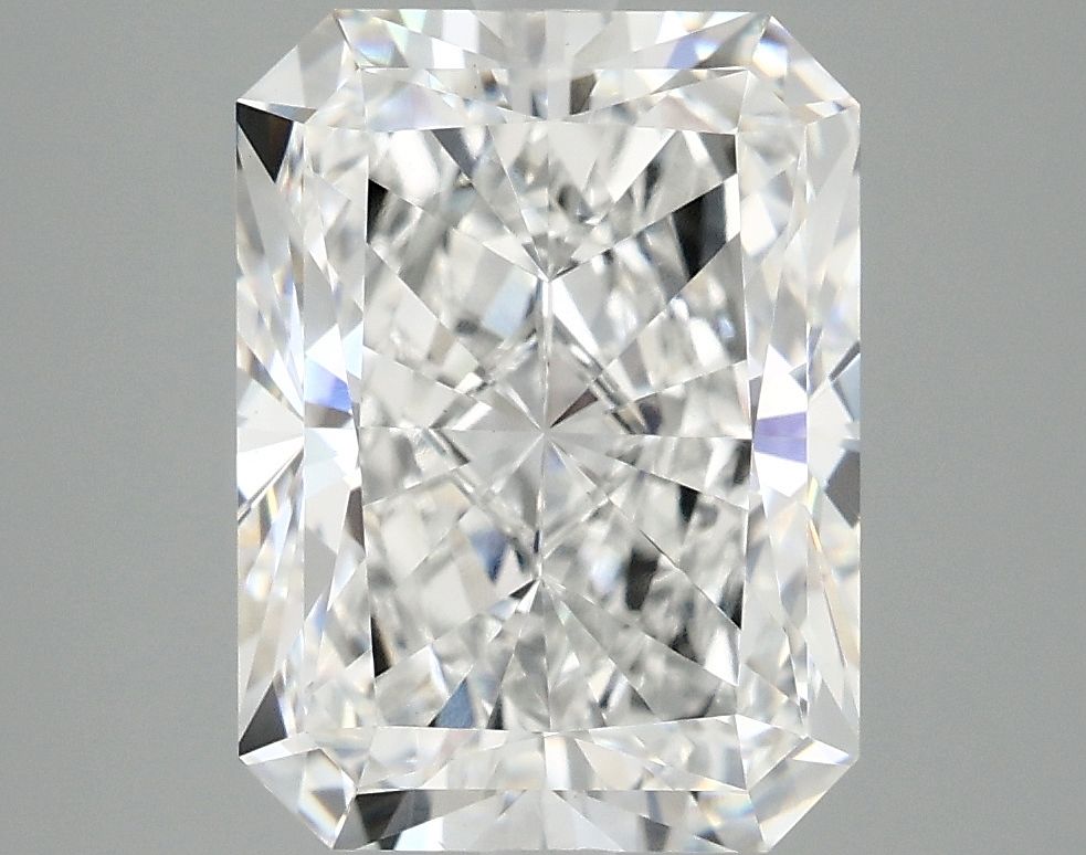 4.87 ct. radiant Lab Grown Diamond front image