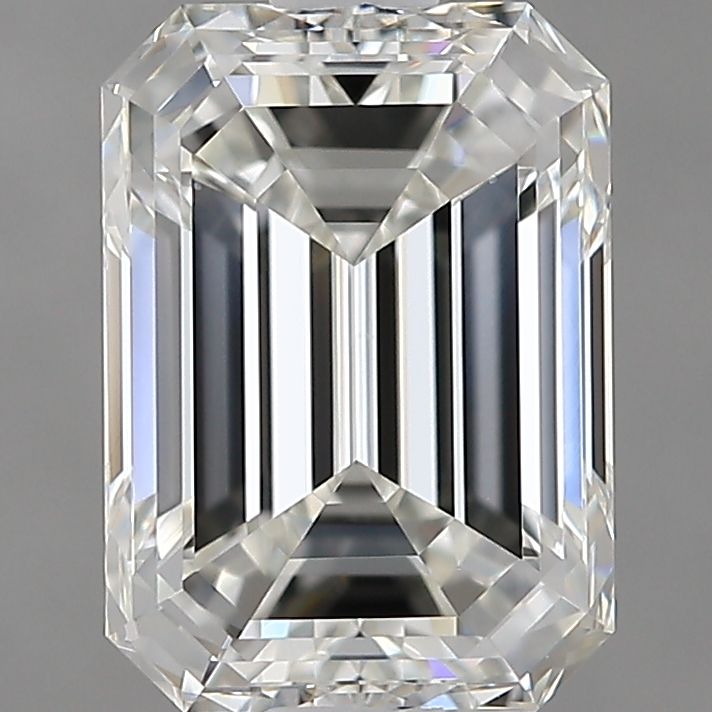 1.70 ct Emerald diamond