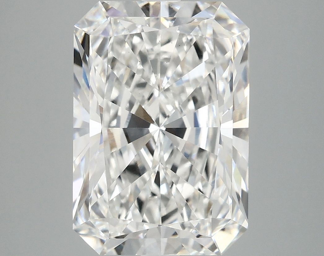 5.04 ct. radiant Lab Grown Diamond front image