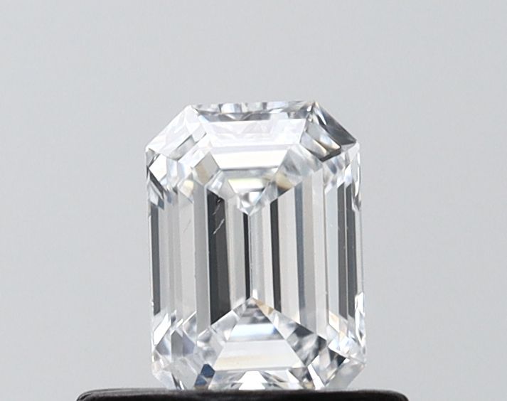 0.50 ct. emerald Lab Grown Diamond front image