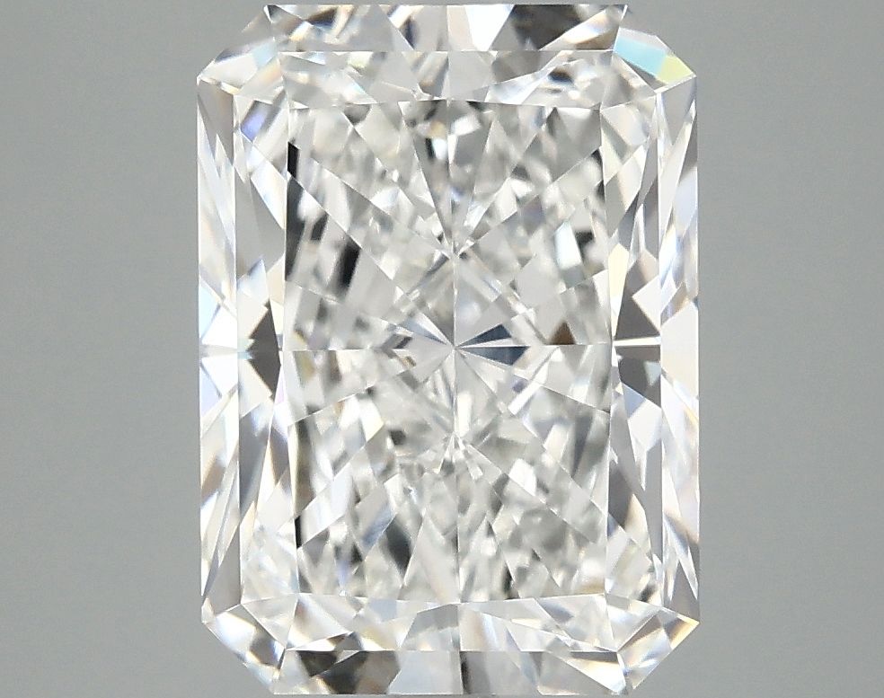 4.62 ct. radiant Lab Grown Diamond front image