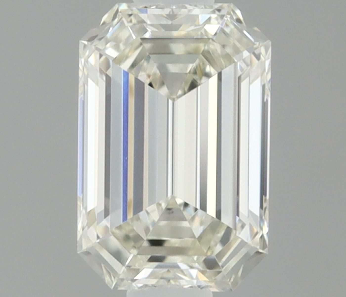 0.31 Carat I IF Emerald Diamond