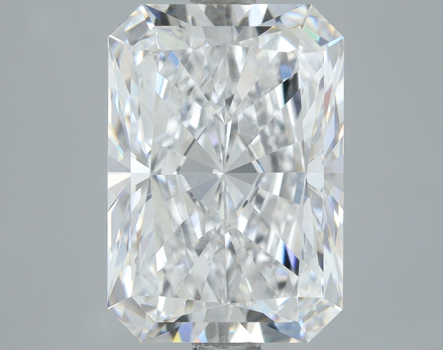 4.00 ct. radiant Lab Grown Diamond front image