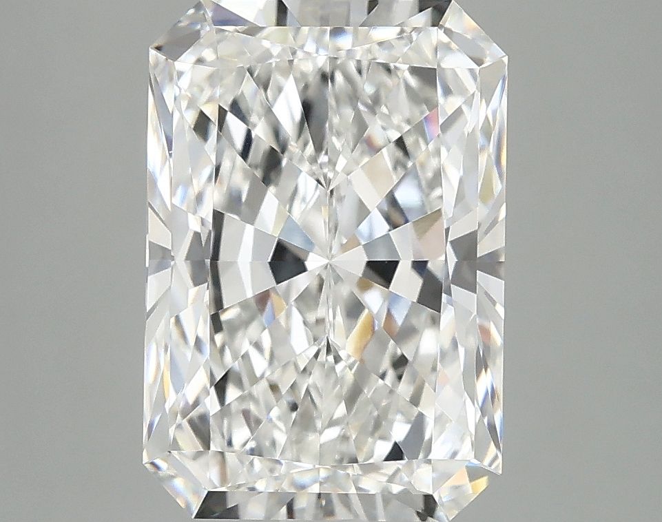 3.81 ct. radiant Lab Grown Diamond front image