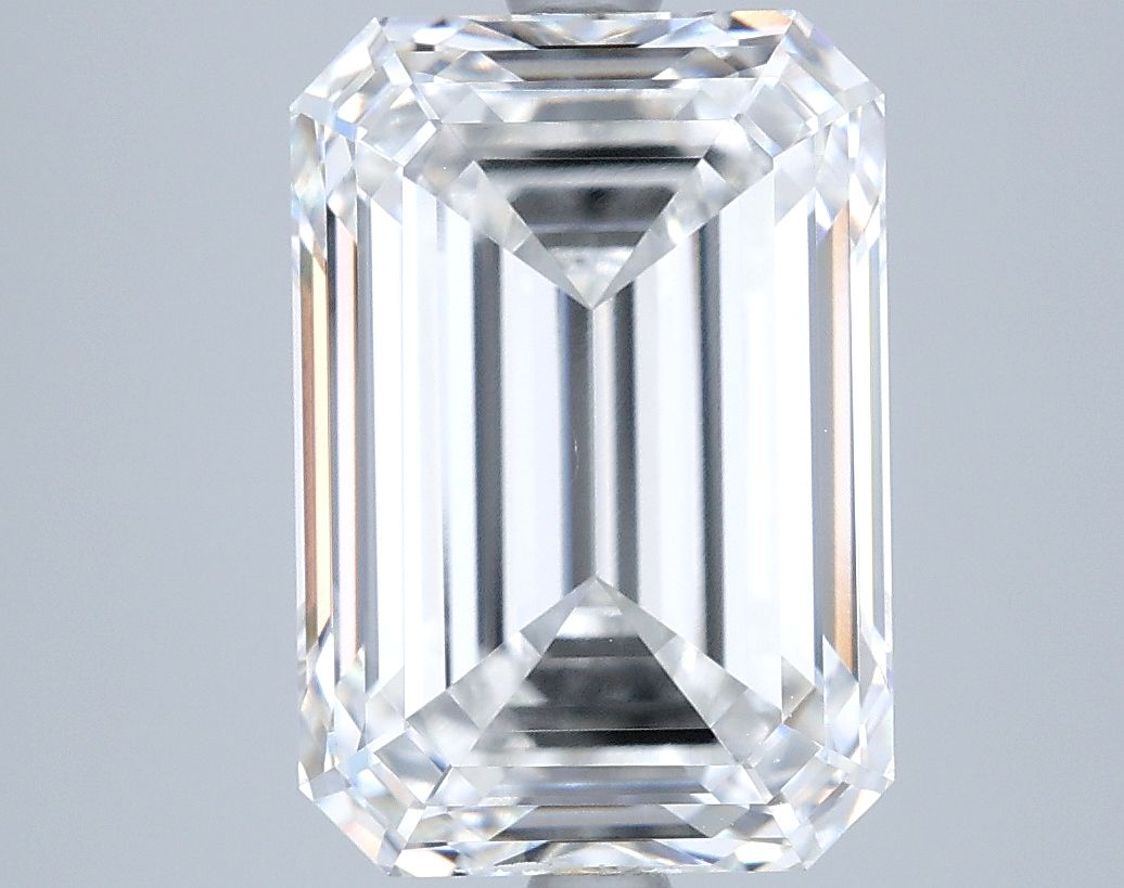 5.53 ct. emerald Lab Grown Diamond front image