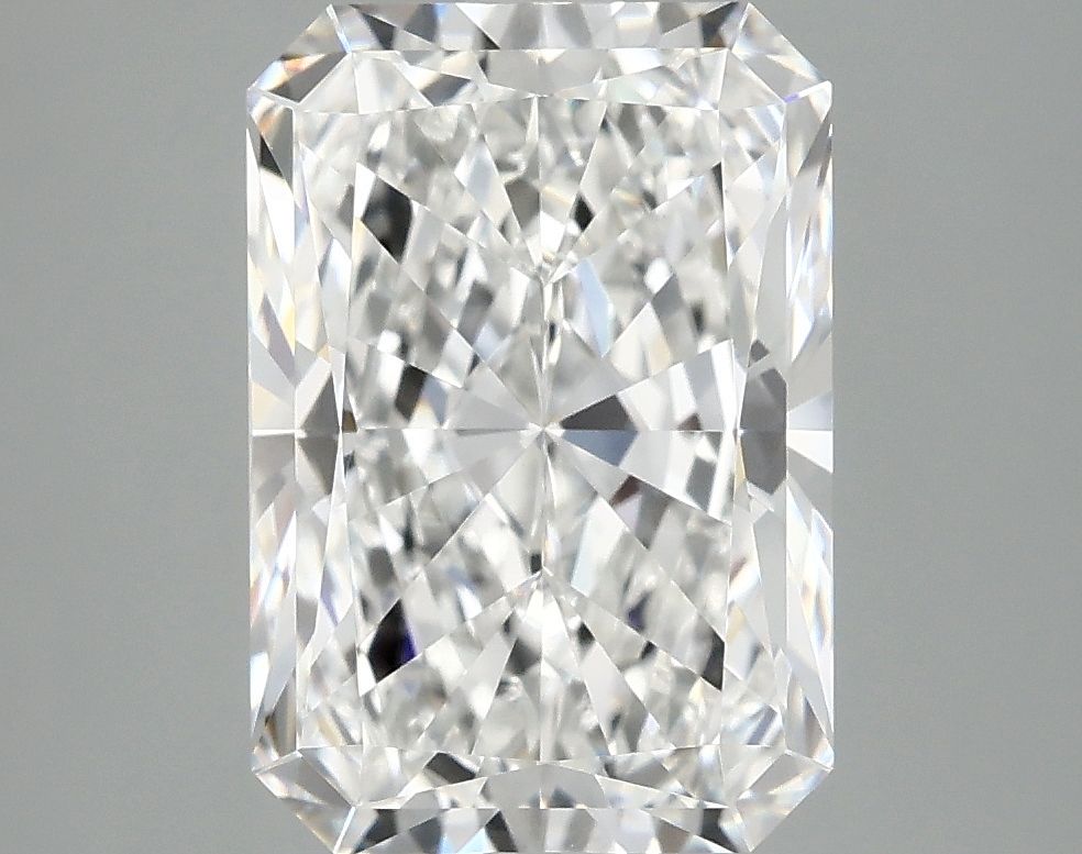 4.19 ct. radiant Lab Grown Diamond front image