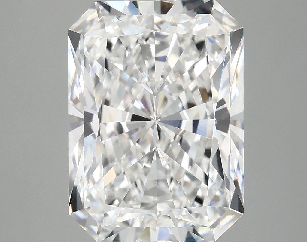 5.05 ct. radiant Lab Grown Diamond front image