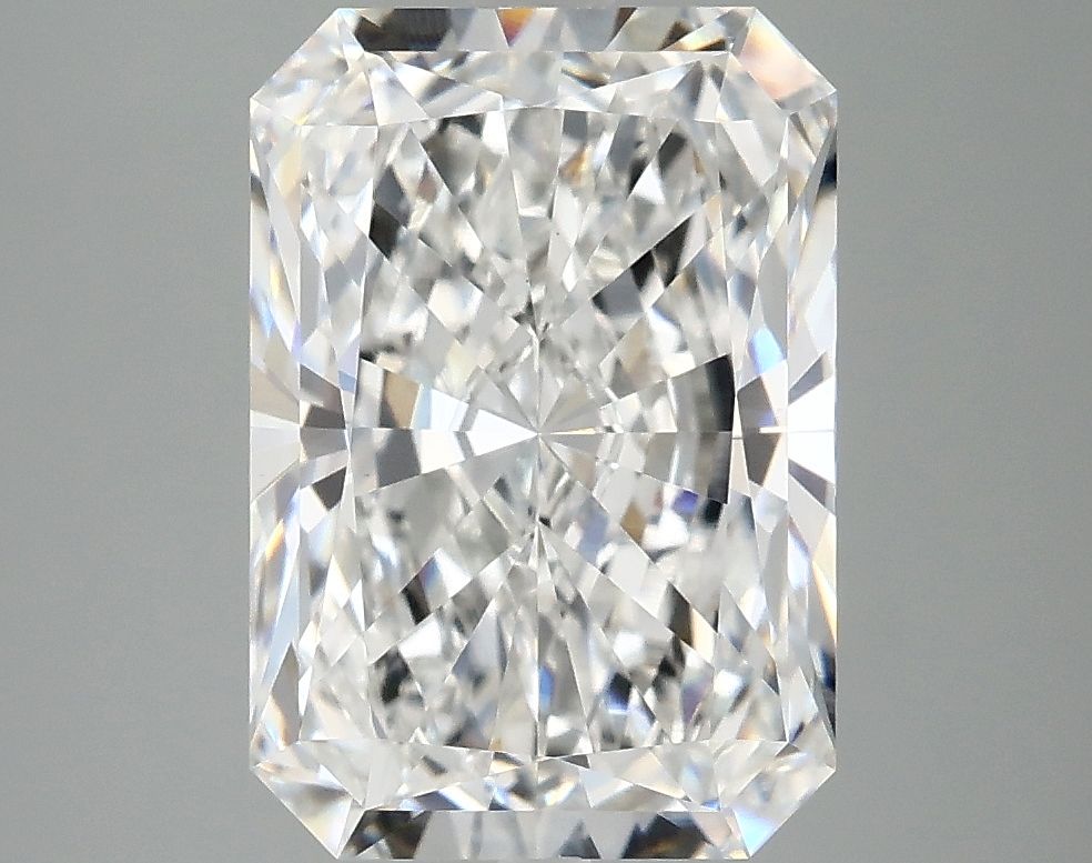 4.09 ct. radiant Lab Grown Diamond front image