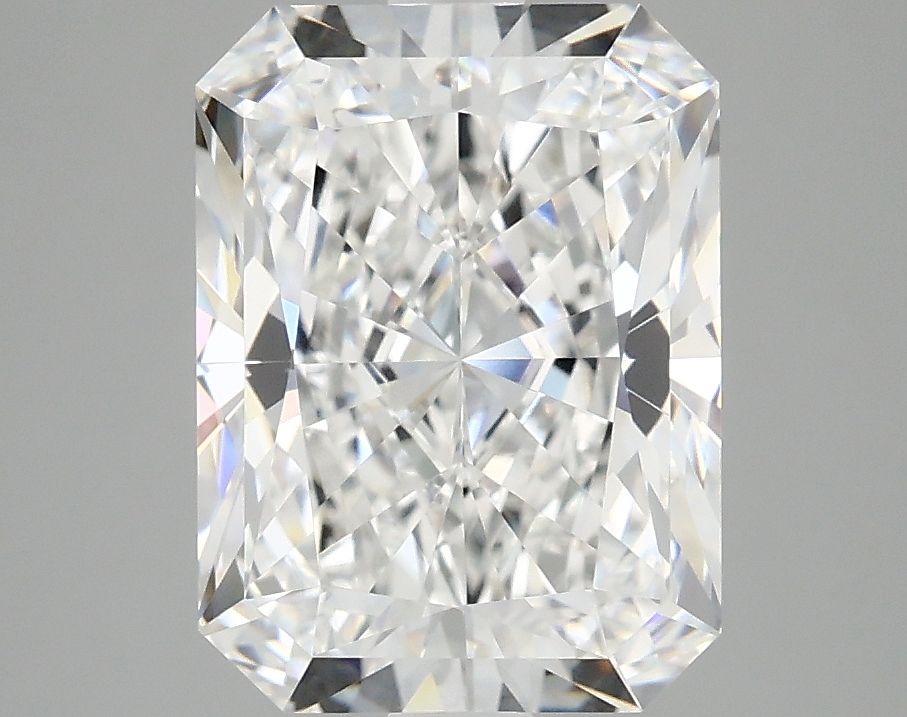 3.89 ct. radiant Lab Grown Diamond front image