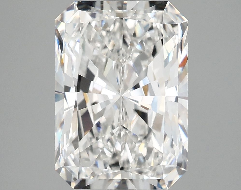 4.88 ct. radiant Lab Grown Diamond front image