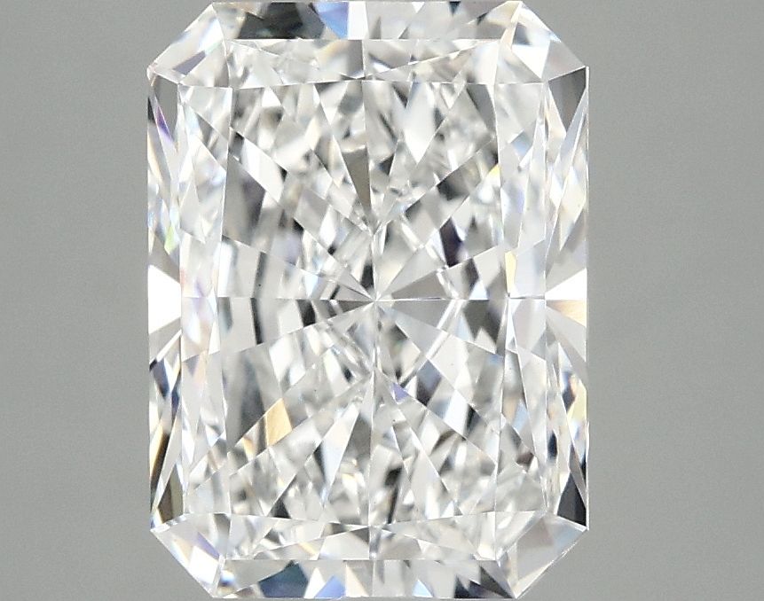 2.92 ct. radiant Lab Grown Diamond front image