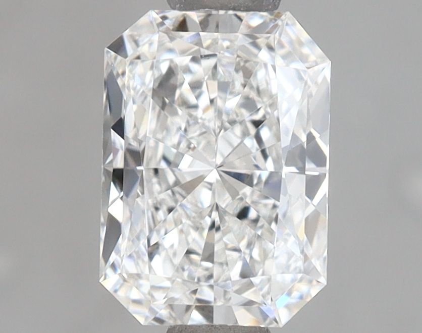 1.06 ct. radiant Lab Grown Diamond front image