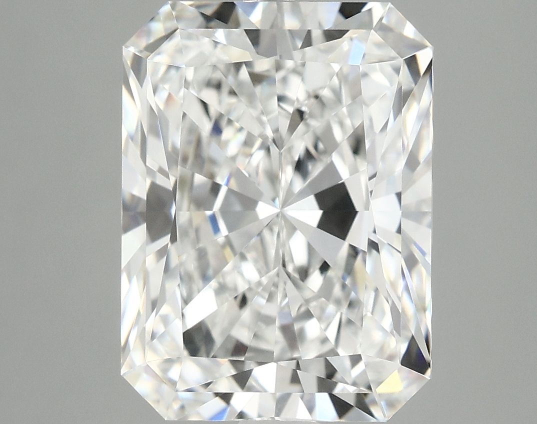 4.18 ct. radiant Lab Grown Diamond front image