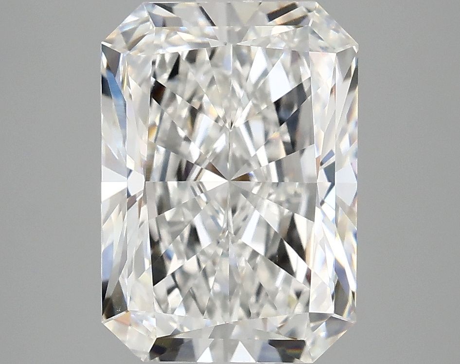 3.92 ct. radiant Lab Grown Diamond front image