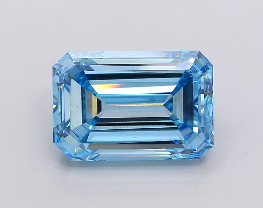 5.00ct Emerald diamond