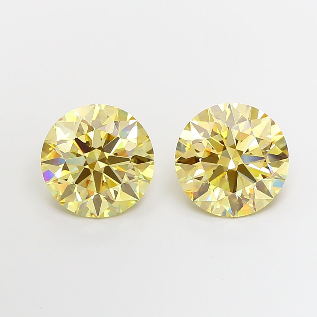 5.02 ct. round Lab Grown Diamond front image