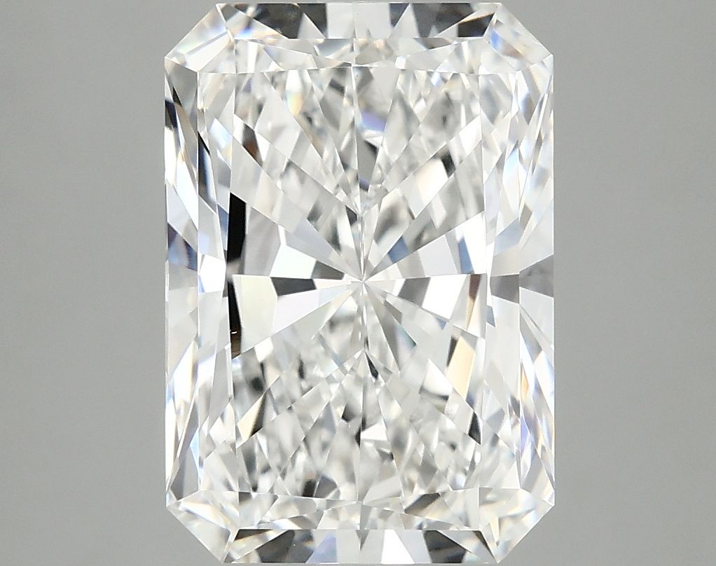 4.99 ct. radiant Lab Grown Diamond front image