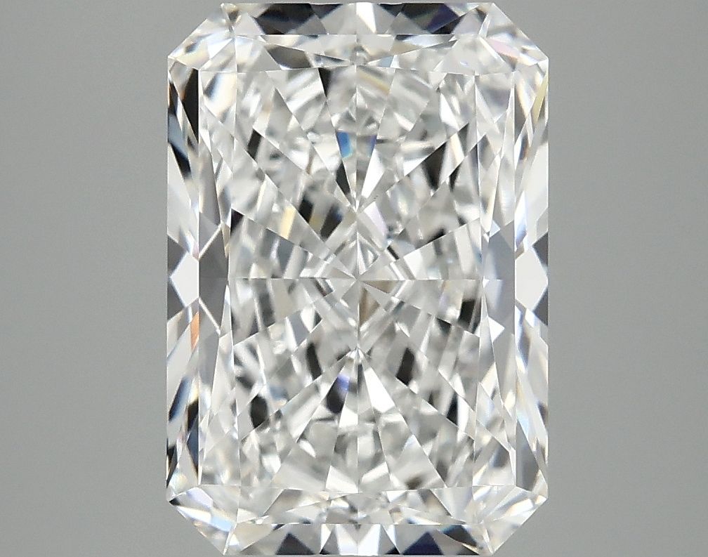 4.17 ct. radiant Lab Grown Diamond front image