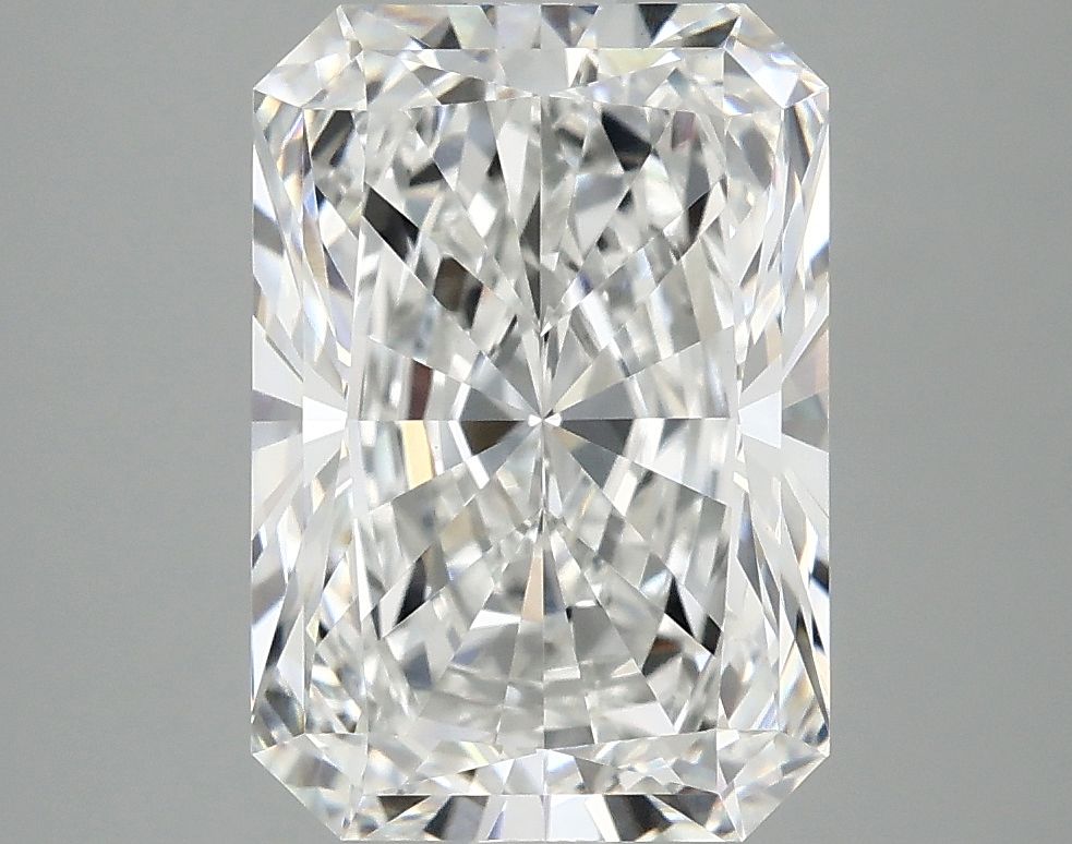 3.82 ct. radiant Lab Grown Diamond front image