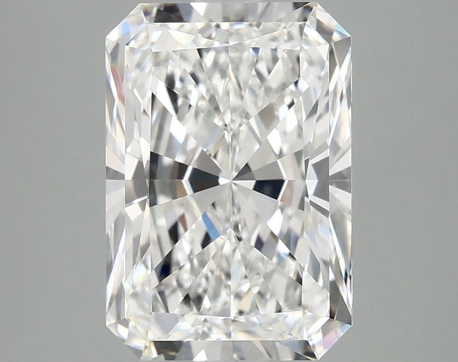 3.79 ct. radiant Lab Grown Diamond front image