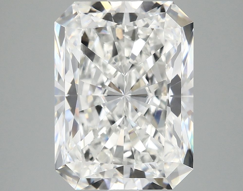 4.94 ct. radiant Lab Grown Diamond front image
