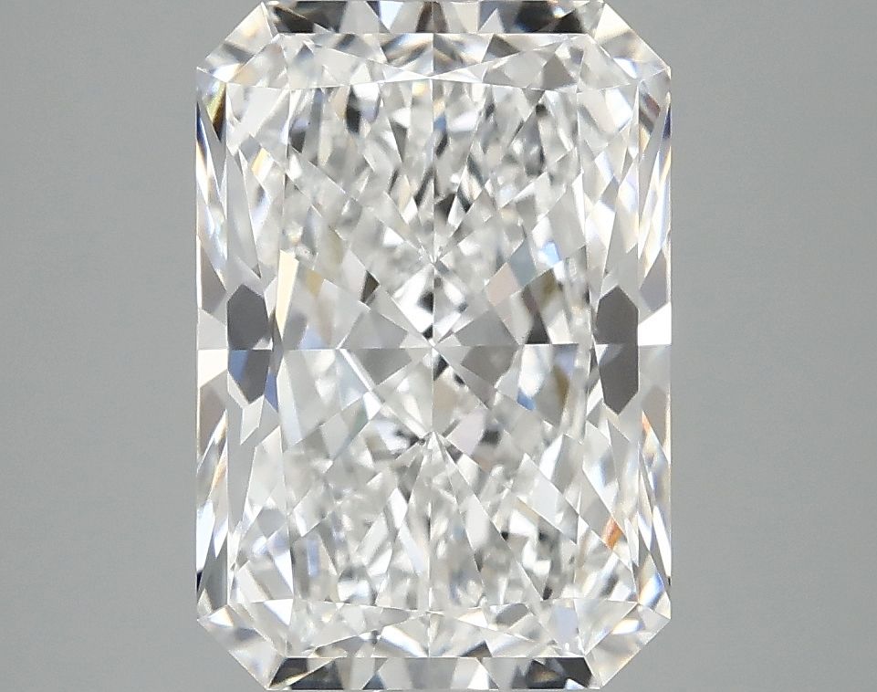 3.94 ct. radiant Lab Grown Diamond front image