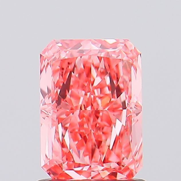 1.15 ct Radiant diamond