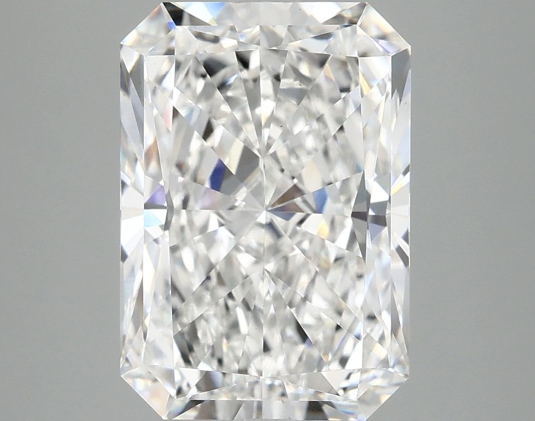 4.90 ct. radiant Lab Grown Diamond front image
