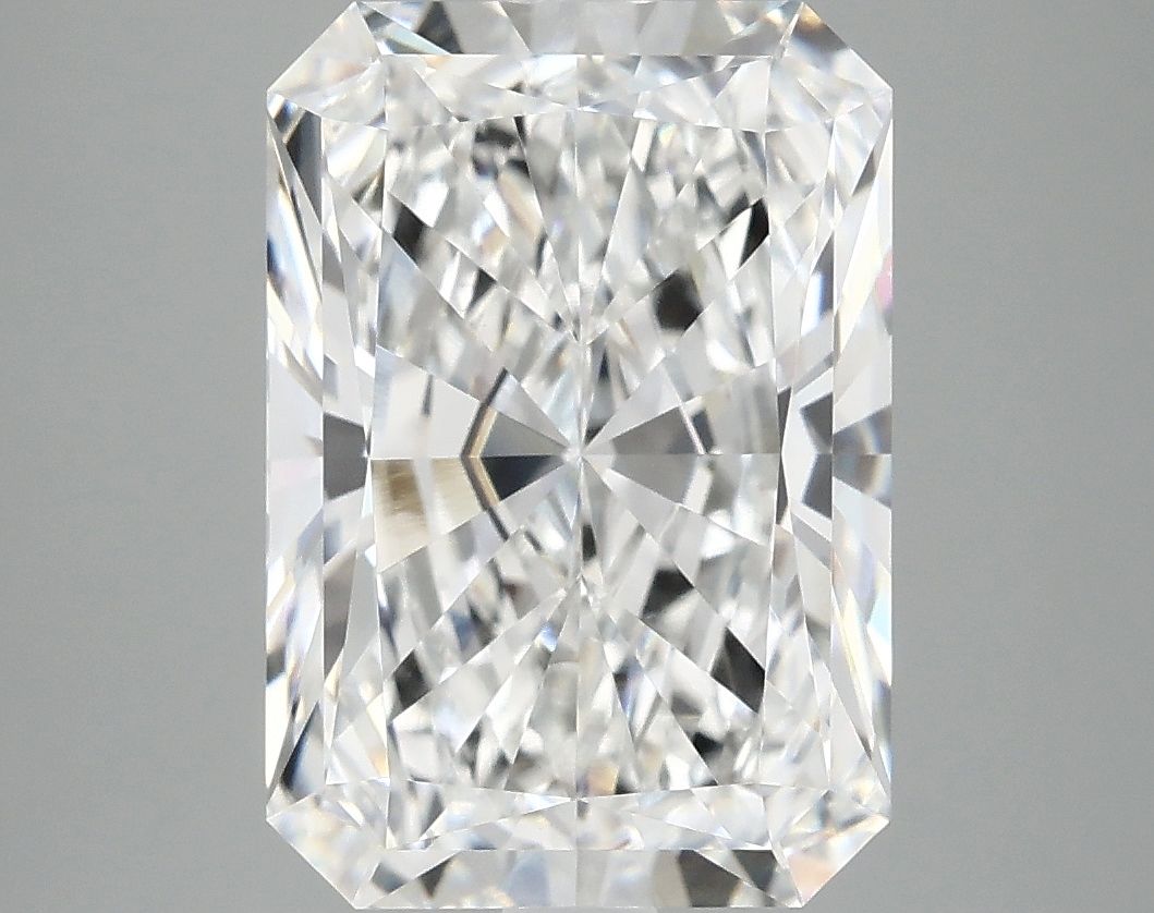 5.10 ct. radiant Lab Grown Diamond front image