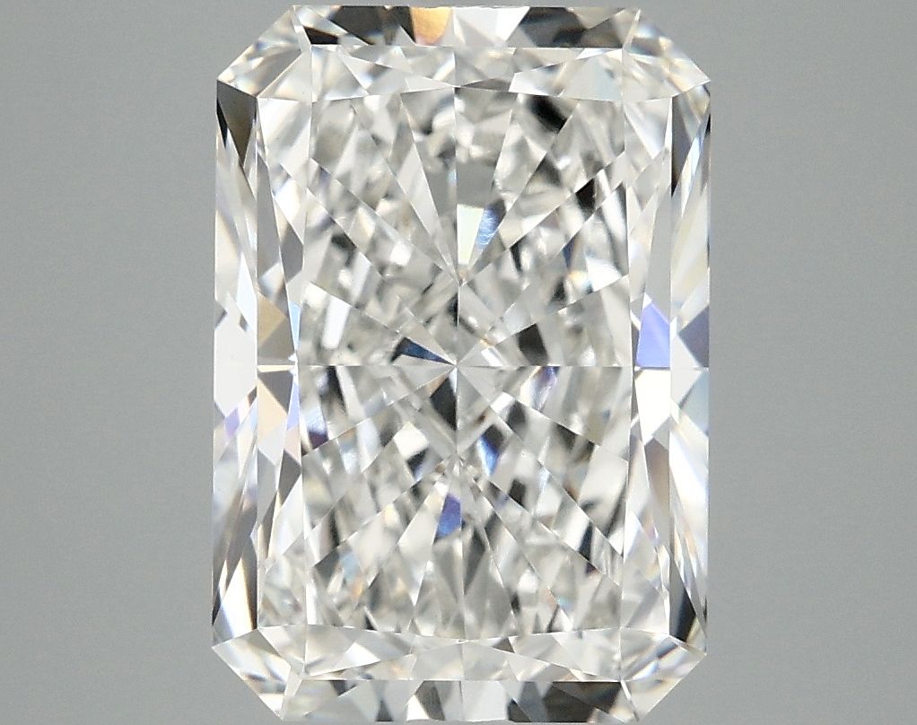 4.87 ct. radiant Lab Grown Diamond front image
