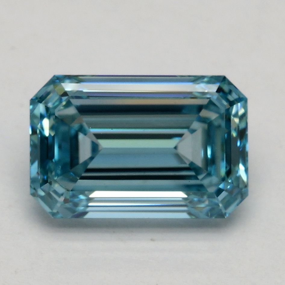 1.90 ct. emerald Lab Grown Diamond front image