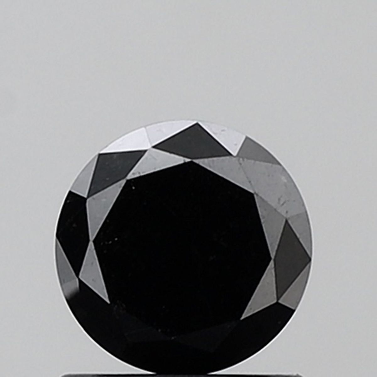 1.15 Carat Round Diamond Black VVS2