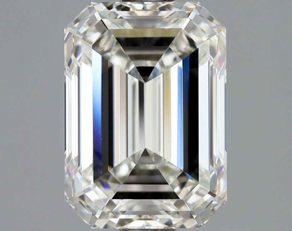 2.01 ct Emerald diamond
