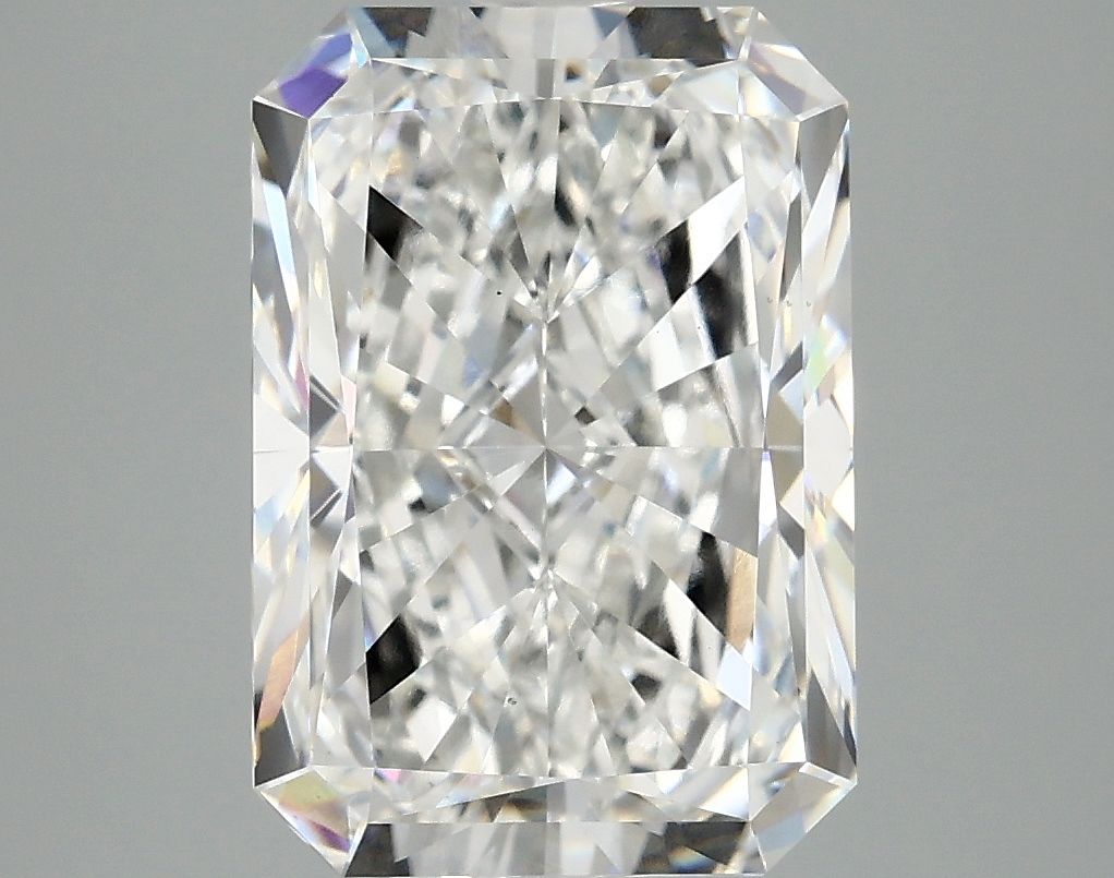 4.87 ct. radiant Lab Grown Diamond front image