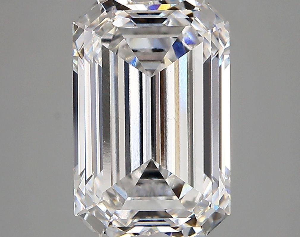 4.25 ct. emerald Lab Grown Diamond front image