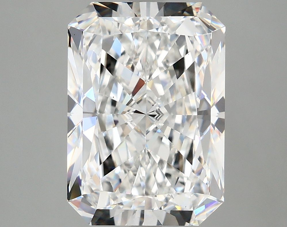 4.73 ct. radiant Lab Grown Diamond front image