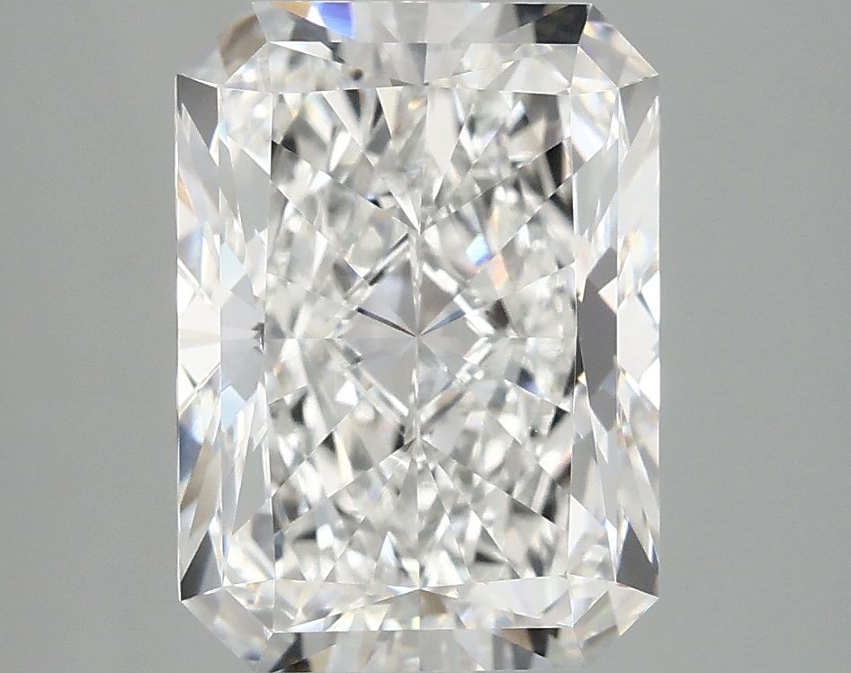 4.17 ct. radiant Lab Grown Diamond front image