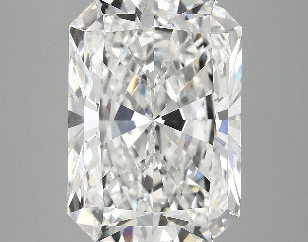 5.10 ct. radiant Lab Grown Diamond front image