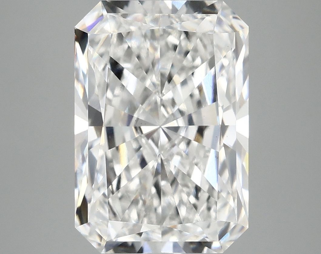 5.07 ct. radiant Lab Grown Diamond front image