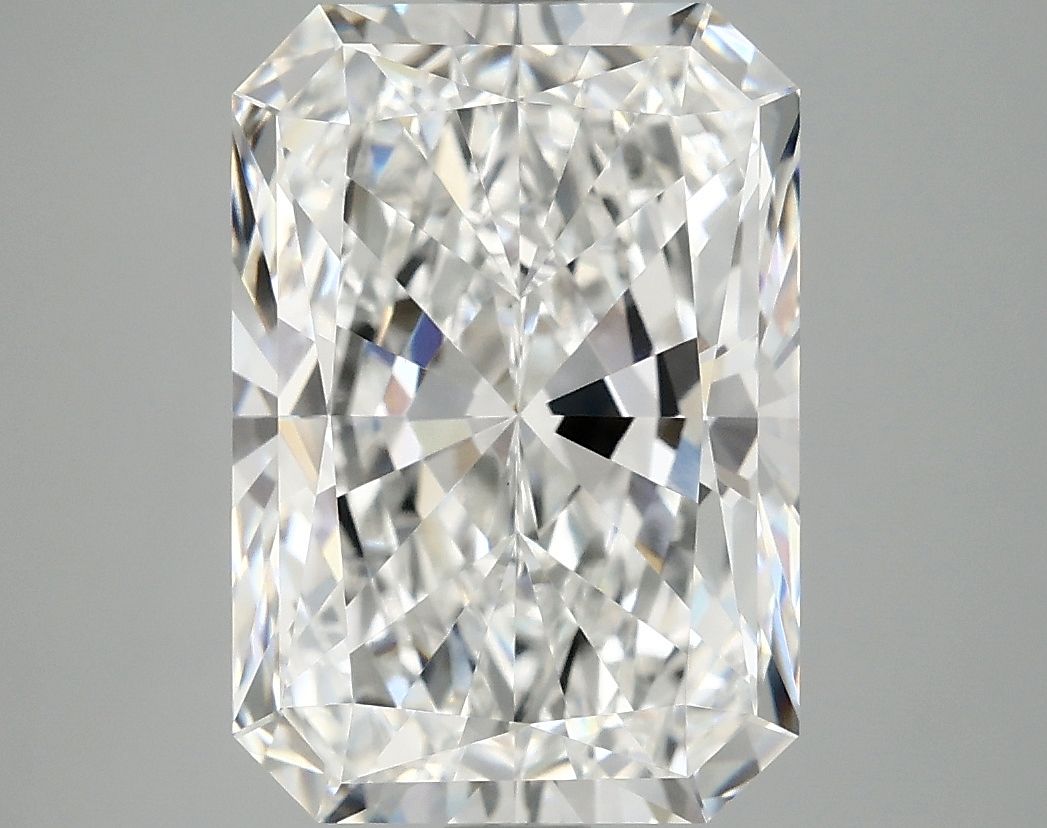 5.08 ct. radiant Lab Grown Diamond front image