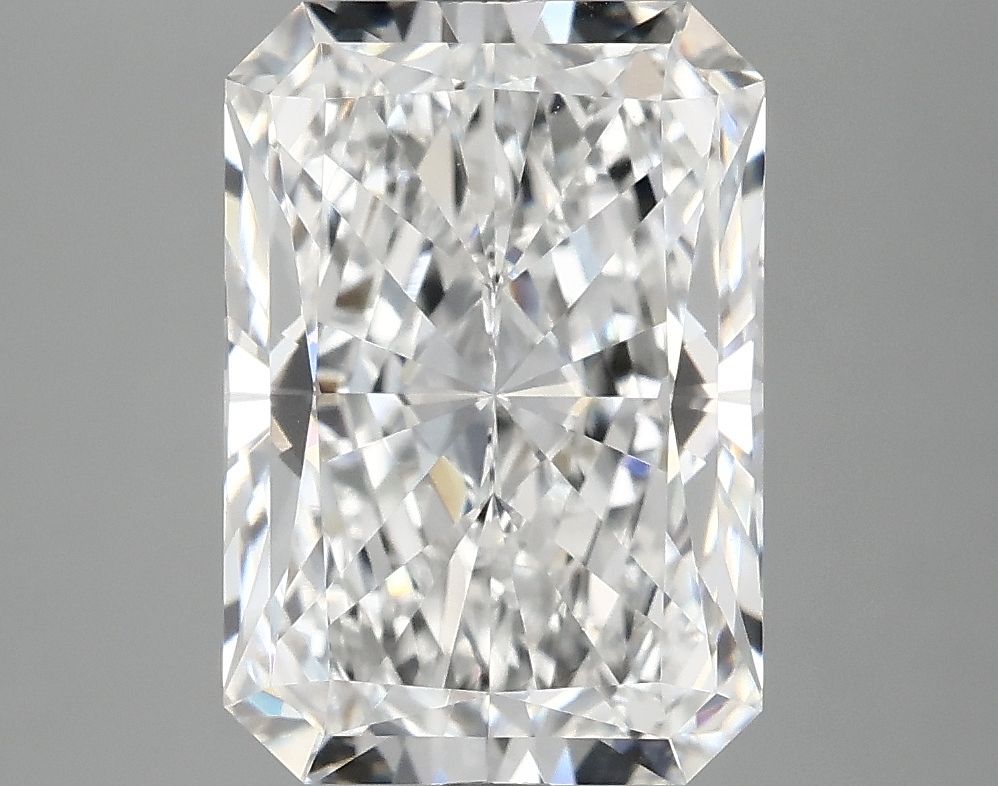 4.19 ct. radiant Lab Grown Diamond front image